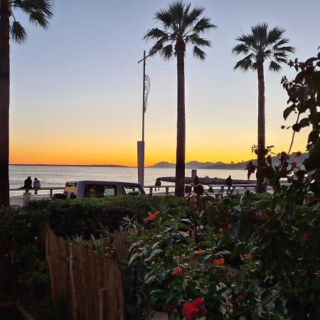 Ti Caz Kreol - Juan Plages Les Pieds Dans L'Eau Juan-les-Pins Exterior foto