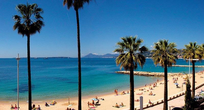 Ti Caz Kreol - Juan Plages Les Pieds Dans L'Eau Juan-les-Pins Exterior foto